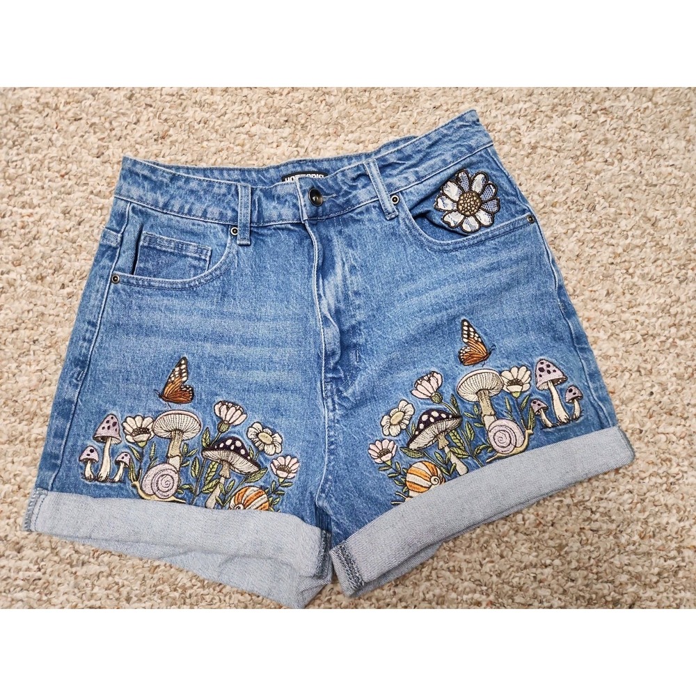 Hot Topic Womens 9 Mushroom Snails Butterfly Garden High-Rise Denim Mom Shorts